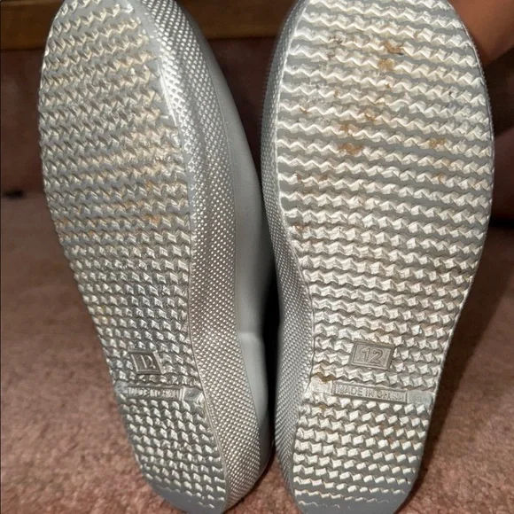 Hunter Kids Shiny Silver Rain Boots - Picture 3 of 3